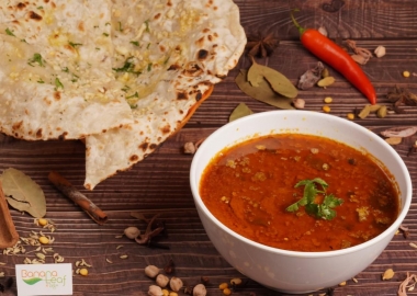 Garlic Naan & Gravies